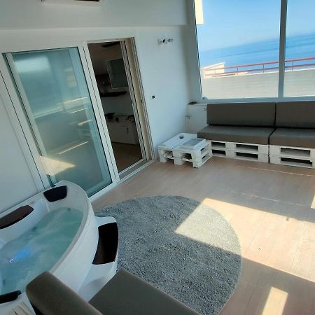 باري Seafront Suites المظهر الخارجي الصورة