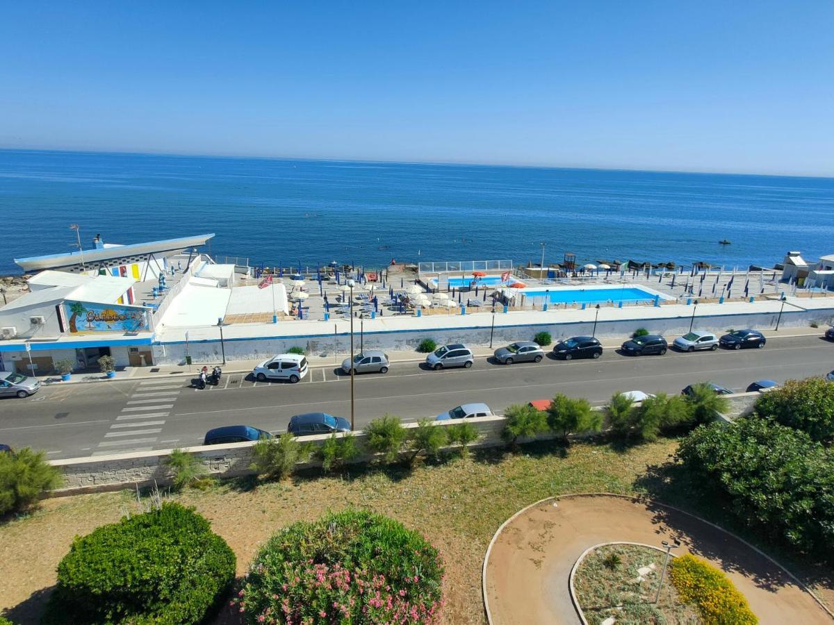 باري Seafront Suites المظهر الخارجي الصورة